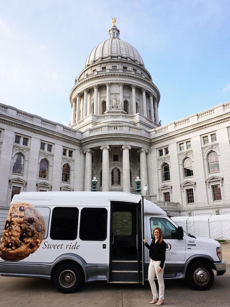 Doubletree By Hilton Madison Downtown Ξενοδοχείο Εξωτερικό φωτογραφία